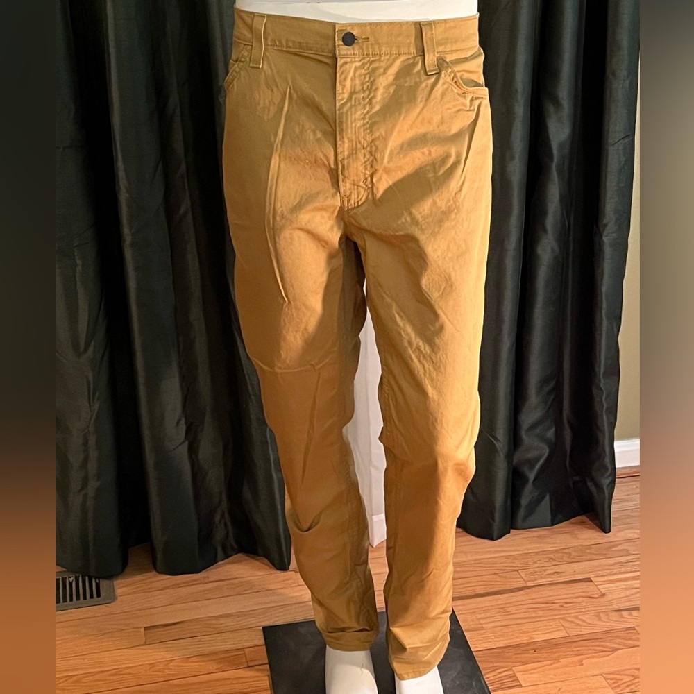 Signature by Levi Strauss- Men Jeans- Buckthorn yellow- Size 42Wx32L #41